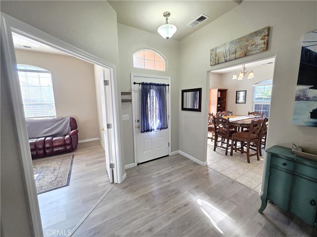 7 Glenbrook Court, Chico, CA 95973