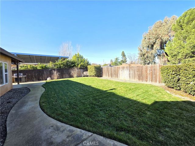 7 Glenbrook Court, Chico, CA 95973