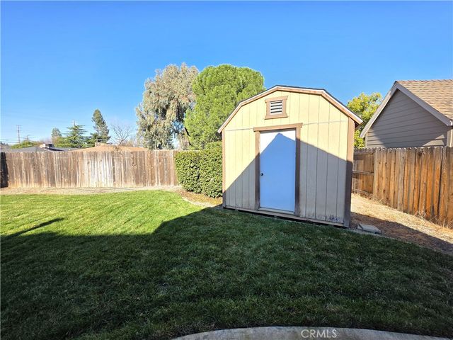 7 Glenbrook Court, Chico, CA 95973