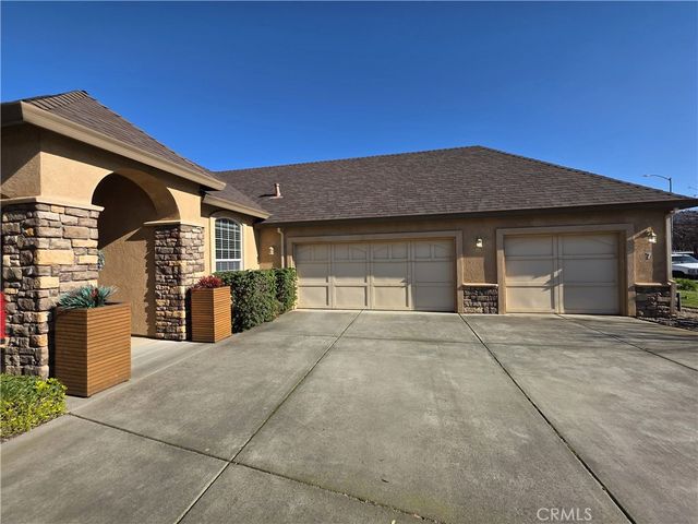 7 Glenbrook Court, Chico, CA 95973