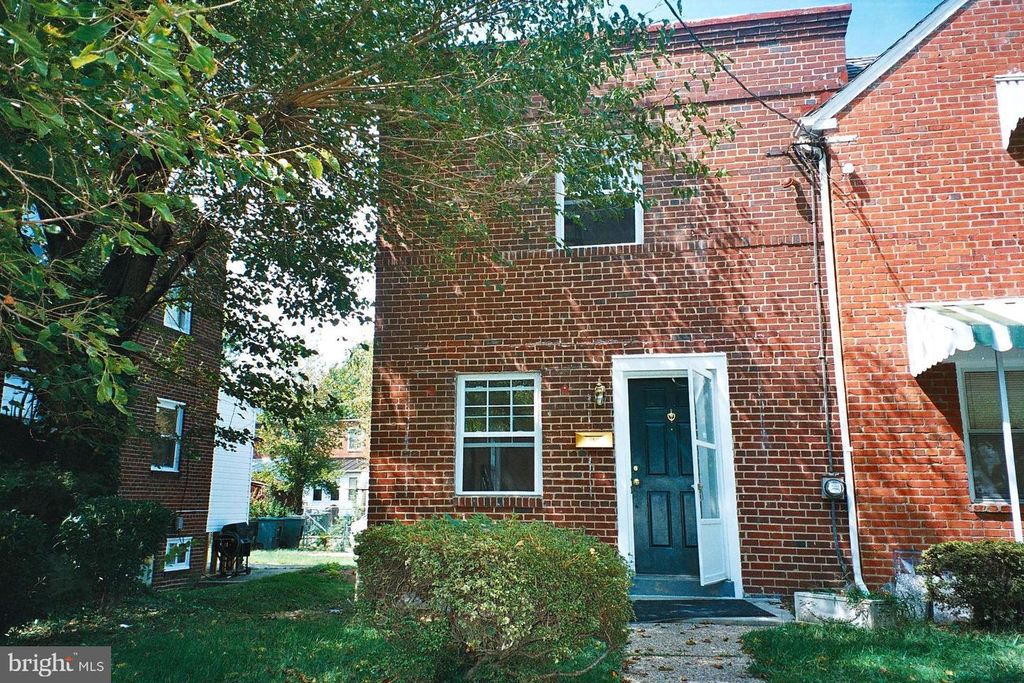 4053 MARTIN LUTHER KING JR AVE SW, Washington, DC 20032