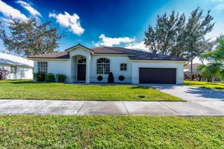 1255 SW Maplewood Drive, Port St. Lucie, FL 34986