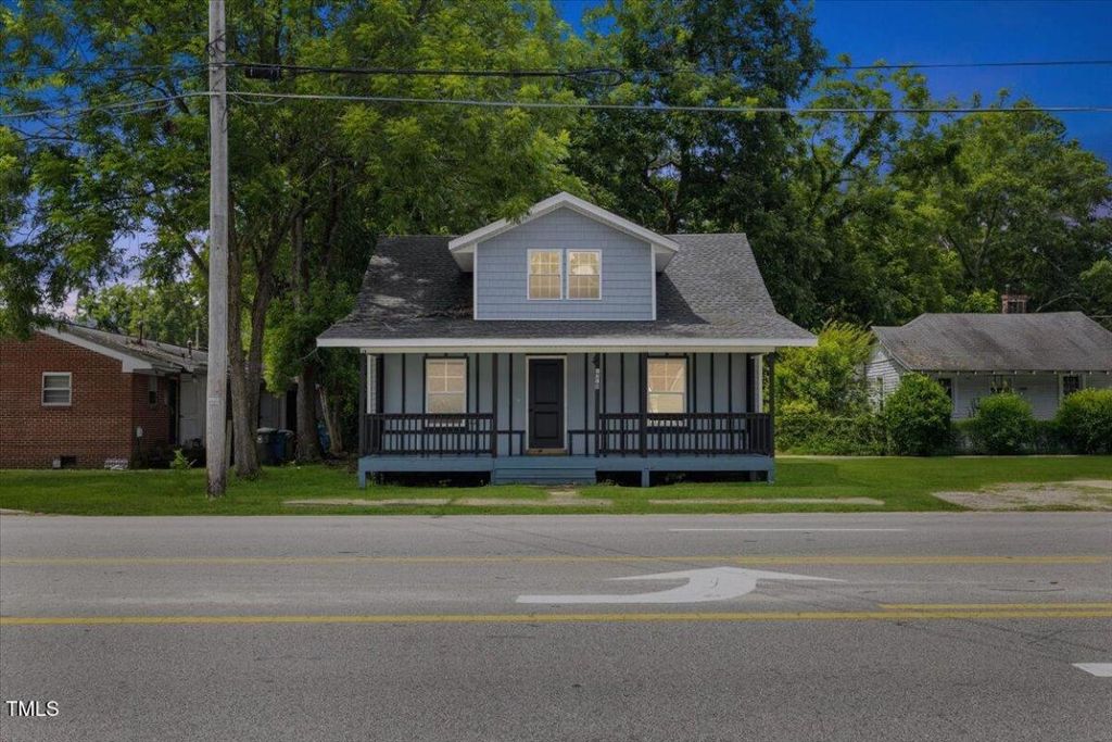 1310 Nash Street SE, Wilson, NC 27893