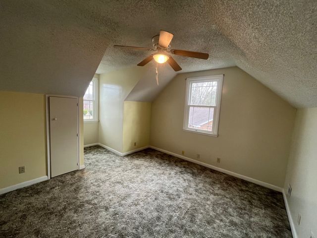 1216 Pebble Ct, Clarksville, TN 37042