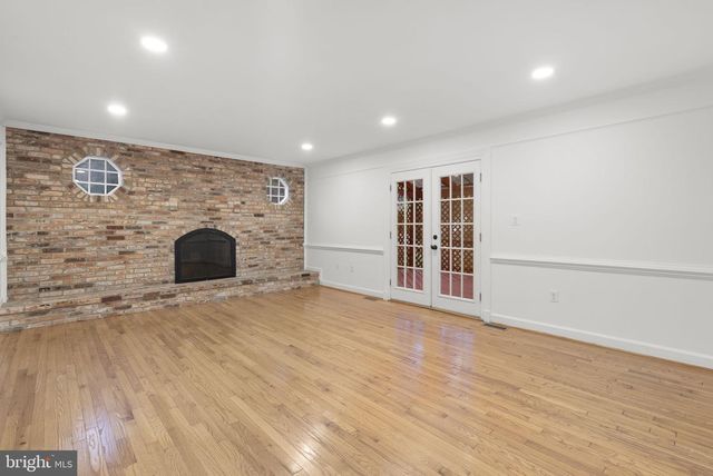 15517 AMBIANCE, North Potomac, MD 20878