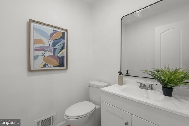 15517 AMBIANCE, North Potomac, MD 20878