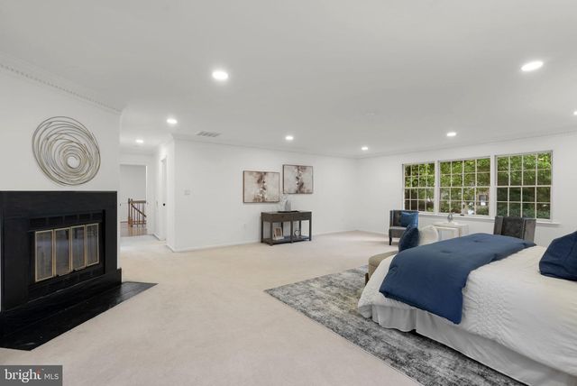15517 AMBIANCE, North Potomac, MD 20878