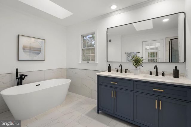 15517 AMBIANCE, North Potomac, MD 20878