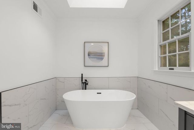 15517 AMBIANCE, North Potomac, MD 20878