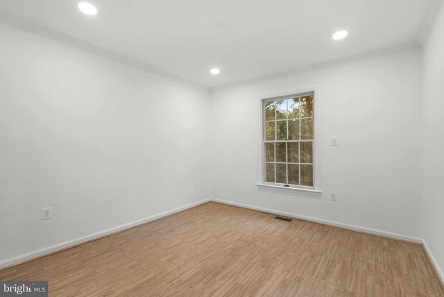 15517 AMBIANCE, North Potomac, MD 20878
