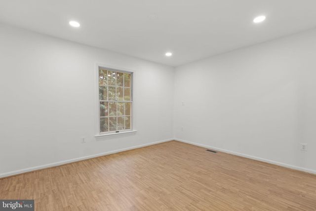 15517 AMBIANCE, North Potomac, MD 20878