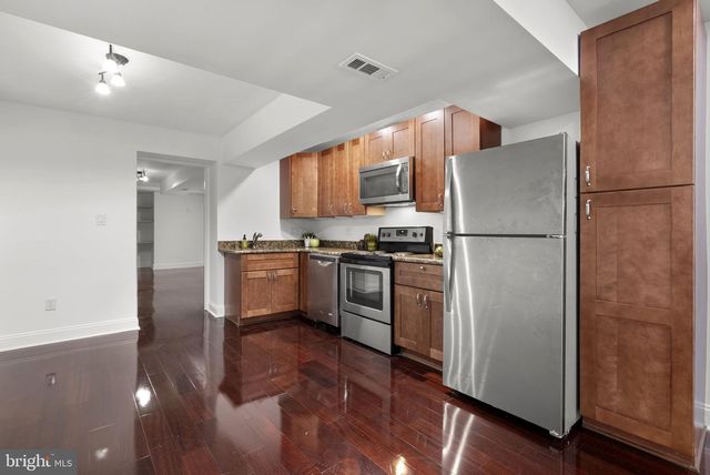 15517 AMBIANCE, North Potomac, MD 20878