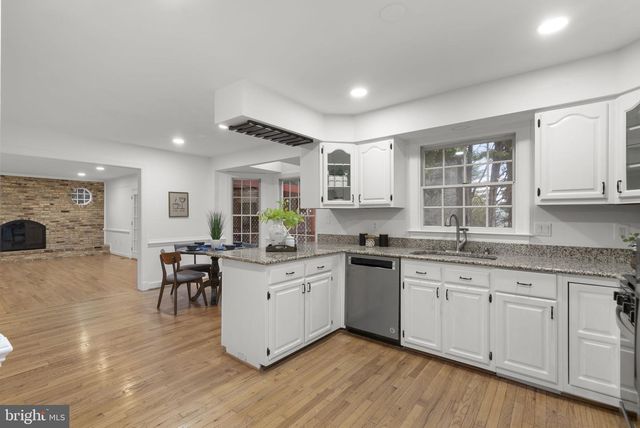 15517 AMBIANCE, North Potomac, MD 20878