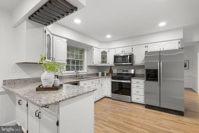 15517 AMBIANCE, North Potomac, MD 20878