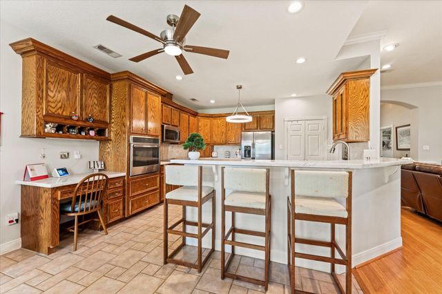 13623 Summer Hill, Montgomery, TX 77356