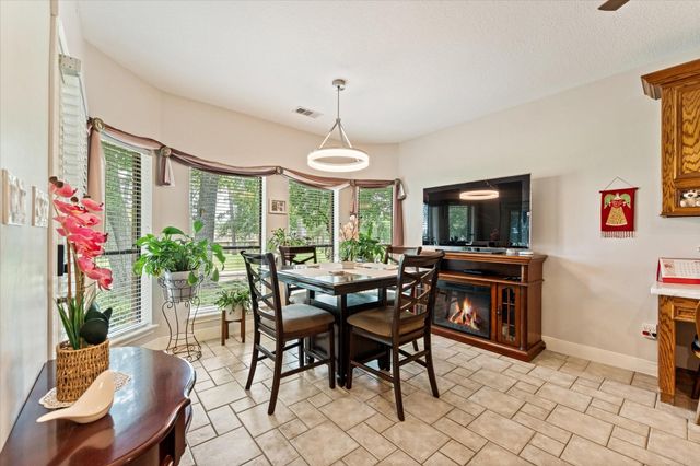 13623 Summer Hill, Montgomery, TX 77356