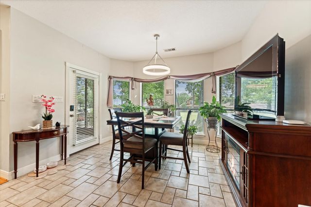13623 Summer Hill, Montgomery, TX 77356