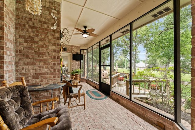 13623 Summer Hill, Montgomery, TX 77356