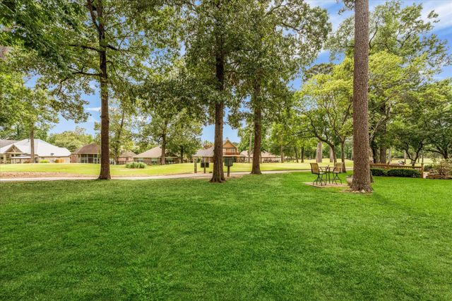13623 Summer Hill, Montgomery, TX 77356