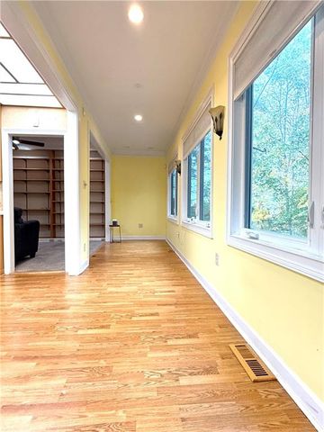 116 Paces Run 116, Atlanta, GA 30339