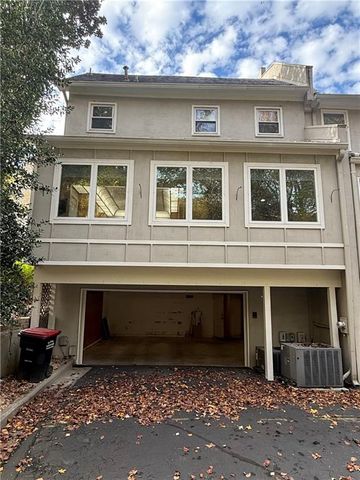 116 Paces Run 116, Atlanta, GA 30339