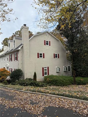 116 Paces Run 116, Atlanta, GA 30339