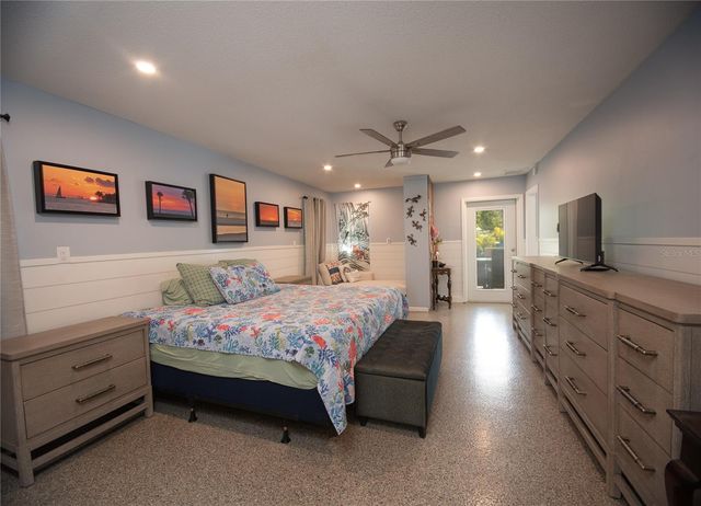 4925 PRIMROSE PATH, Sarasota, FL 34242