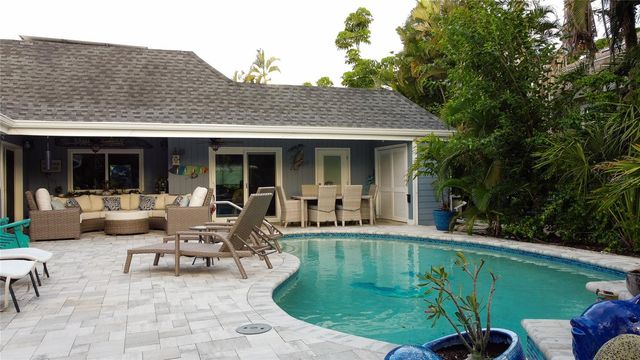 4925 PRIMROSE PATH, Sarasota, FL 34242