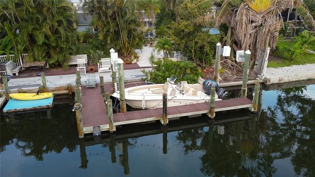 4925 PRIMROSE PATH, Sarasota, FL 34242