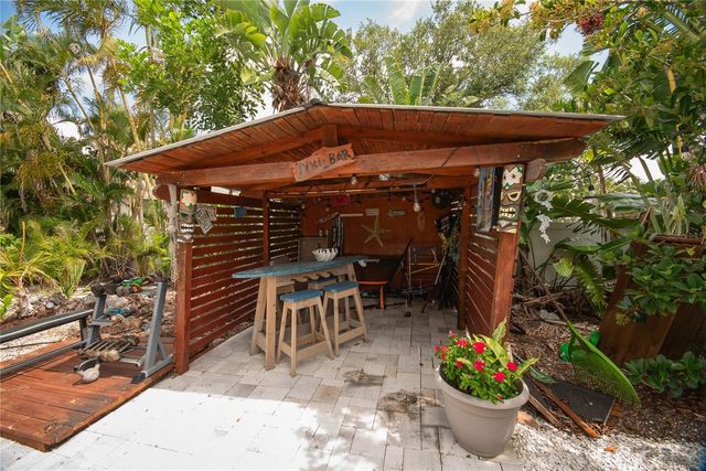 4925 PRIMROSE PATH, Sarasota, FL 34242