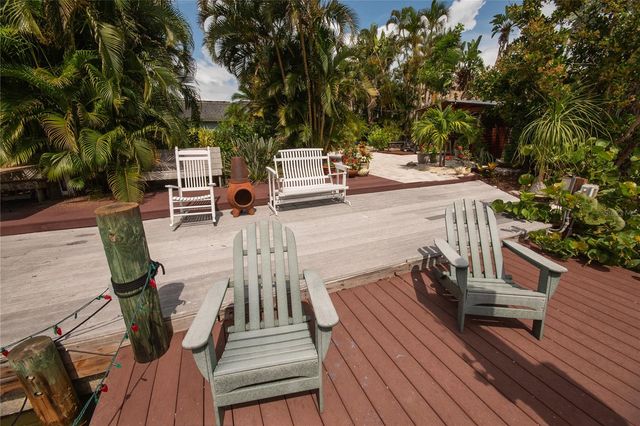 4925 PRIMROSE PATH, Sarasota, FL 34242