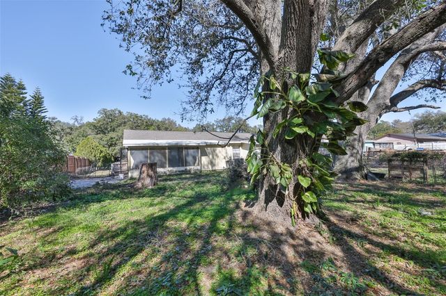 11507 VALENCIA DRIVE A, Seffner, FL 33584