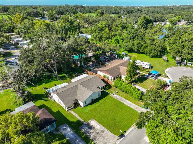 11507 VALENCIA DRIVE A, Seffner, FL 33584