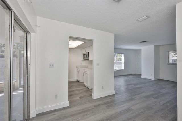 11507 VALENCIA DRIVE A, Seffner, FL 33584