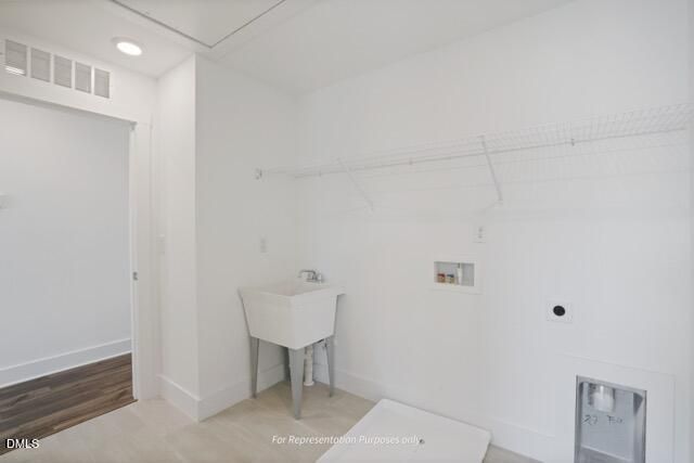 192 Merritt Lake Avenue, Zebulon, NC 27597