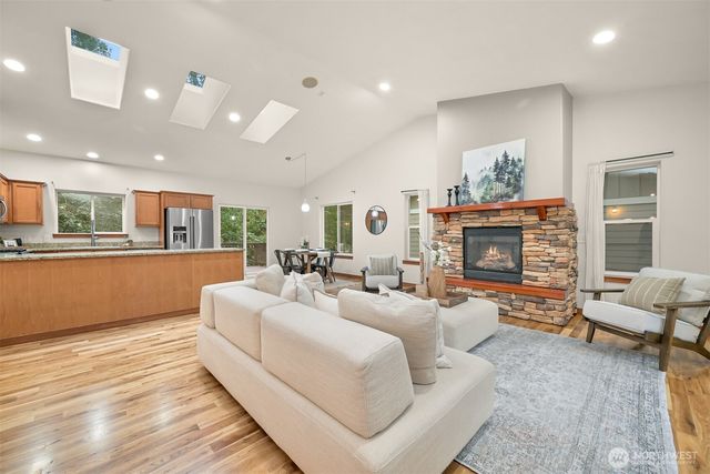 40 Morning Glory Drive, Bellingham, WA 98229