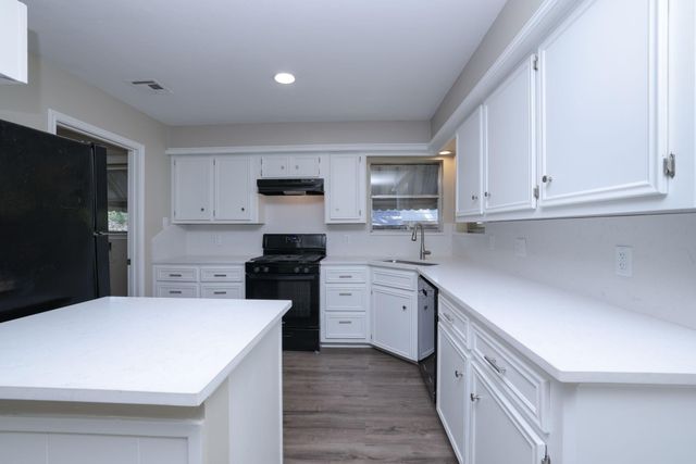 31114 Antonia Lane, Tomball, TX 77375