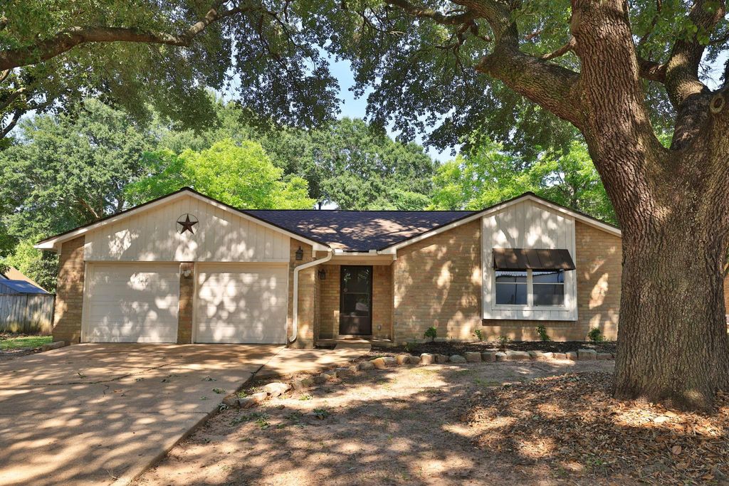 31114 Antonia Lane, Tomball, TX 77375