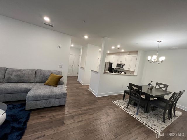 826 Stiller Lane, Monroe, NJ 08831