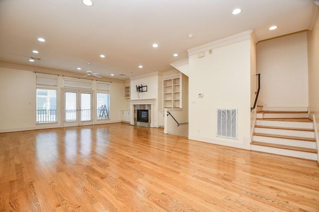 6818 Staffordshire Boulevard, Houston, TX 77030