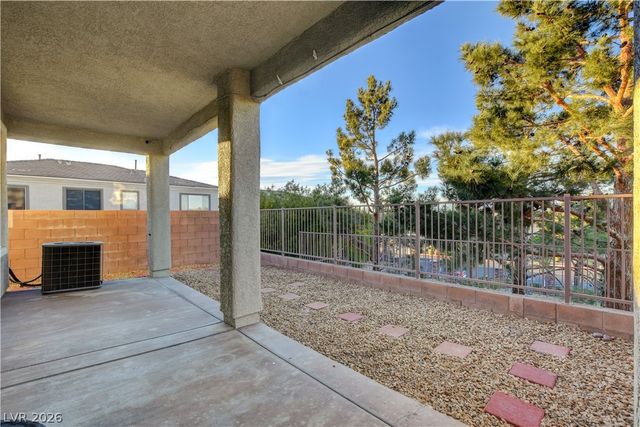 708 Respectful Ridge Court, Henderson, NV 89012