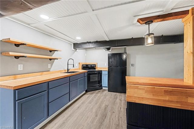 3300 Anderson Drive, Winston-salem, NC 27127