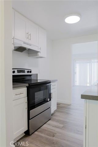 2709 S Baker Street B, Santa Ana, CA 92707