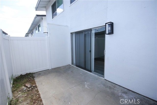 2709 S Baker Street B, Santa Ana, CA 92707