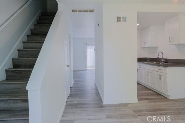 2709 S Baker Street B, Santa Ana, CA 92707