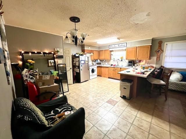 2245 Vickers Dr, Baton Rouge, LA 70815