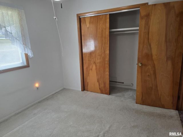 502 S Mayor Caliper Drive, Carterville, IL 62918