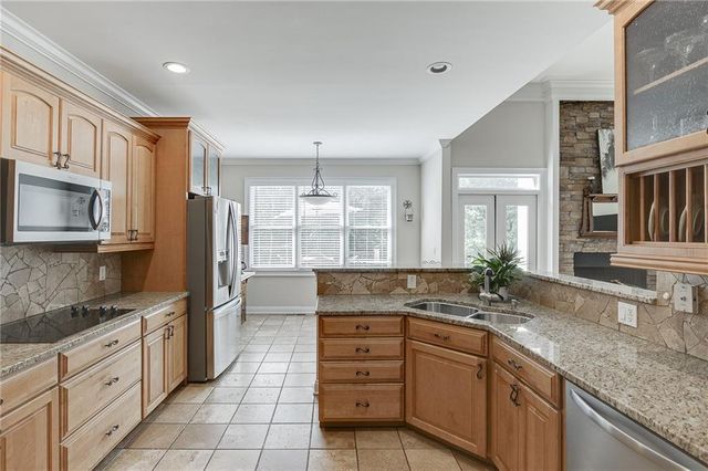 765 River Chase, Hoschton, GA 30548