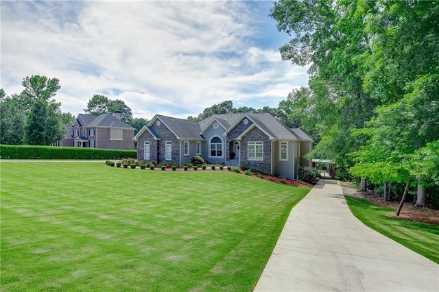 765 River Chase, Hoschton, GA 30548