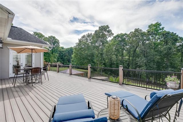 765 River Chase, Hoschton, GA 30548